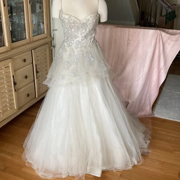liancarlo couture | Dresses | Liancarlo Couture Wedding Dress Sz | Poshmark